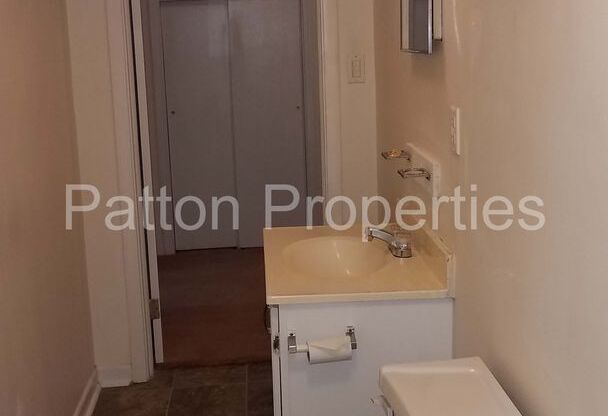 1 bed, 1 bath, 420 sqft, $845, Unit 713A