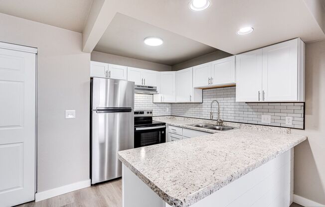 2 beds, 1 bath, 850 sqft, $1,099, Unit B212