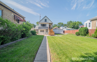 4734 W ALTGELD