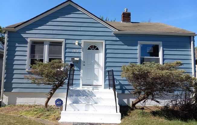 Newly updated 2 Bedroom Home