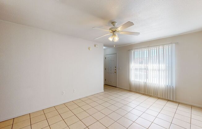 2 beds, 1.5 baths, $895, Unit # #C