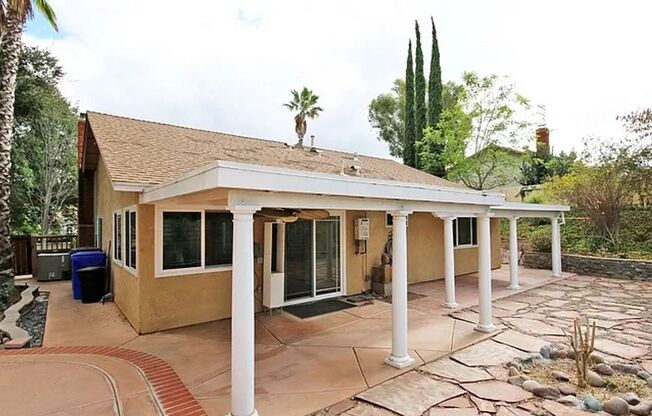 Cute 4 Bedroom House Located in the Heart of Rancho Bernardo!