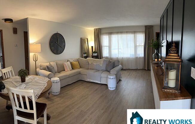 Beautiful 3 Bed Townhome!