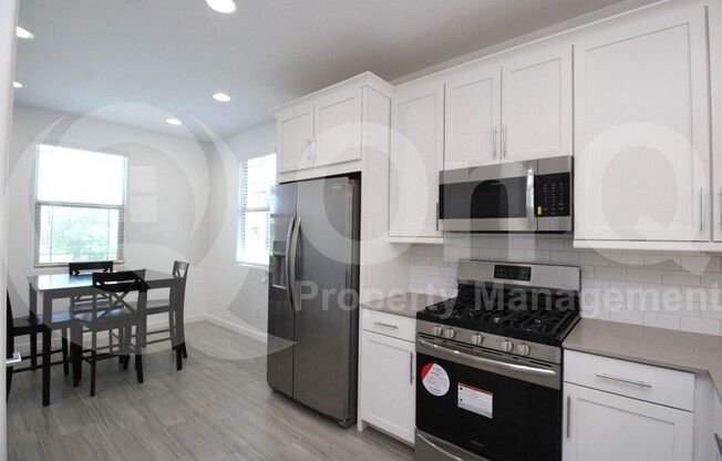 8908 W BETHANY HTS DR