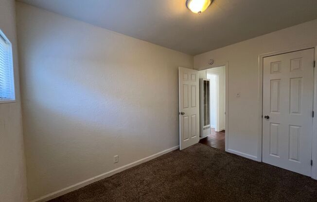 3 beds, 1 bath, $1,450