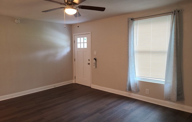 10446 Mountain View
