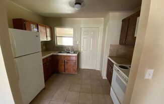 2 beds, 1 bath, $875