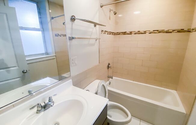 1 bed, 1 bath, 445 sqft, $2,295, Unit 853-2S