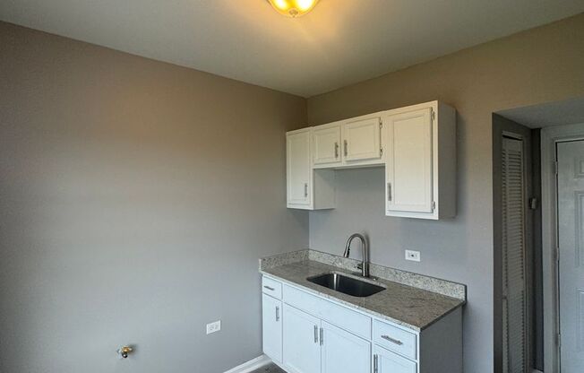 1 bed, 1 bath, $1,686, Unit 6808-3B