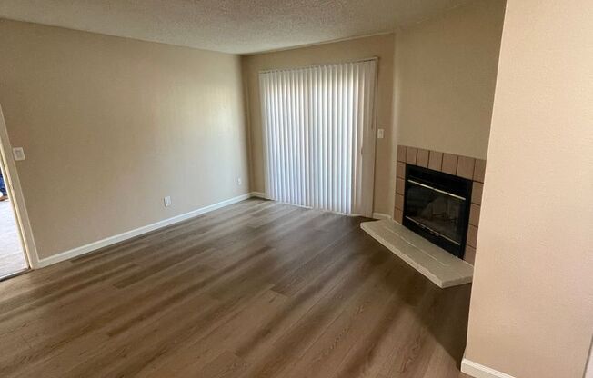 2 beds, 2 baths, 957 sqft, $1,690, Unit 088