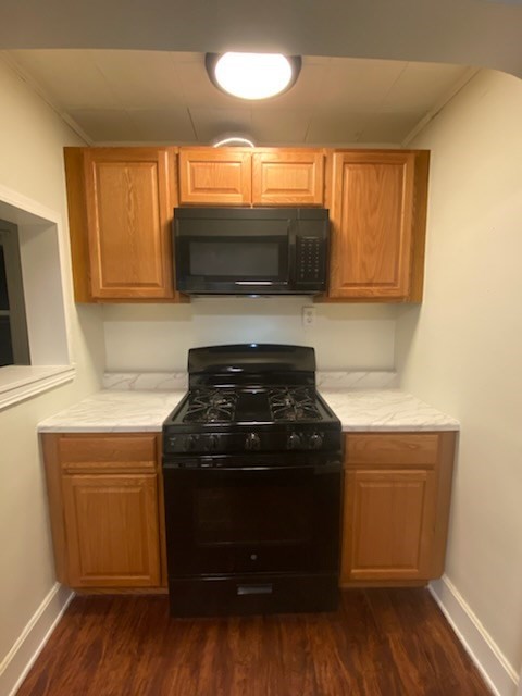 3 beds, 1 bath, 1,432 sqft, $3,000, Unit 2