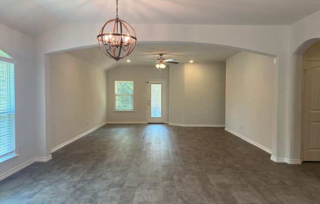 4 BEDROOM PLUS AN OFFICE, BELTON ISD