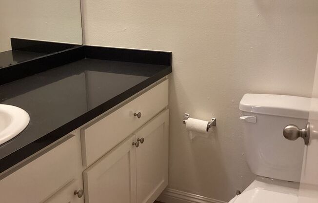 2 beds, 2 baths, 728 sqft, $2,498, Unit 204