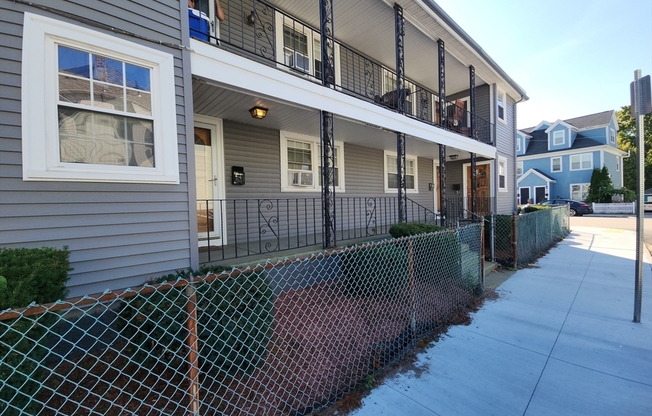 1 bed, 1 bath, 632 sqft, $2,400, Unit 7