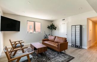 1 bed, 1 bath, 172 sqft, $1,000, Unit 1458 1/2 - Rm 103