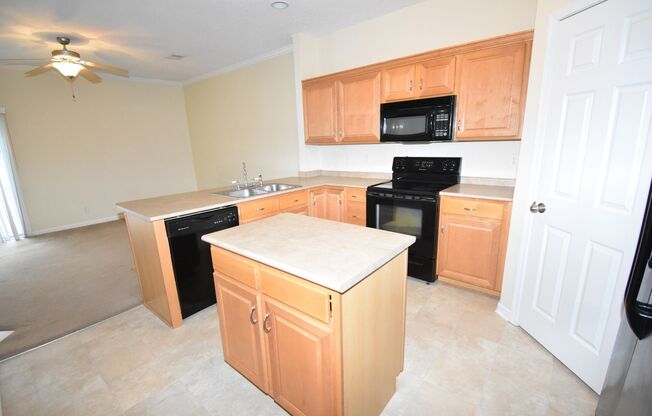 2 beds, 2.5 baths, $1,350