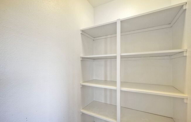 4 beds, 3.5 baths, 2,800 sqft, $4,695, Unit 210