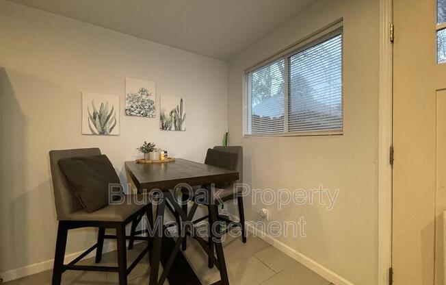 631 1/2 OAK LAWN AVE