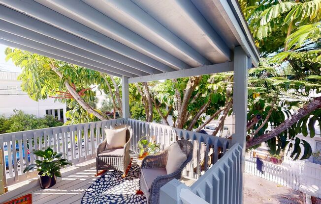 Charming Historic 2 Bedroom plus Loft for Annual Rent in Key West