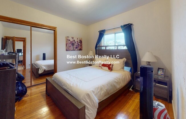 1 VASSAR ST