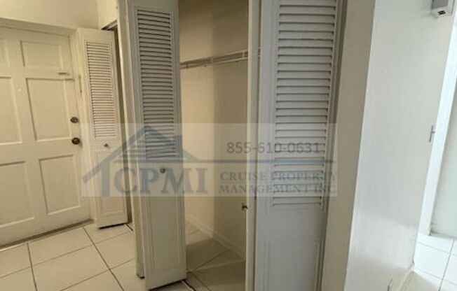 2 beds, 1 bath, 896 sqft, $2,125, Unit C203