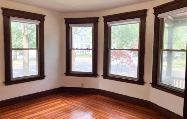 178 ELLSWORTH AVE