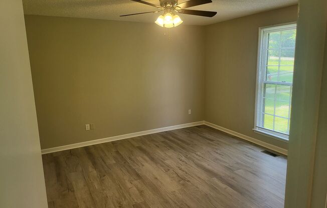Nice brick ranch 4 bedroom 2 bath in Hermitage