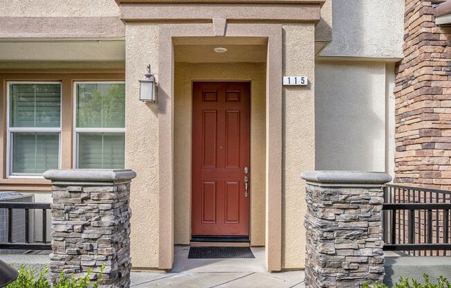 115 Cypress Loop, Hayward - 3 bedroom | 2.5 bath | Townhouse