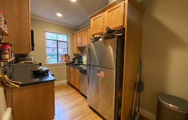 93 STRATHMORE RD