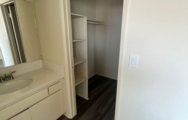 1 bed, 1 bath, 540 sqft, $1,695, Unit 19