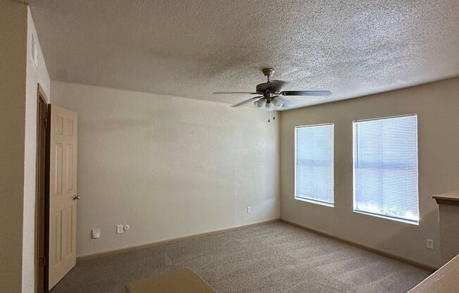 1 bed, 1 bath, 682 sqft, $905, Unit 414