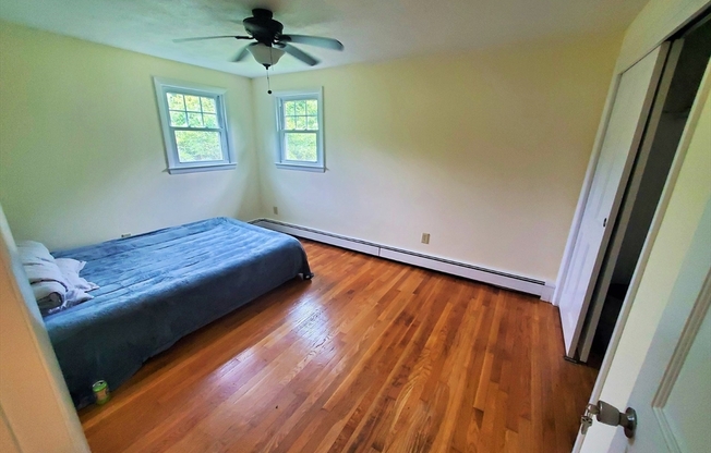 37 MONTCALM AVE