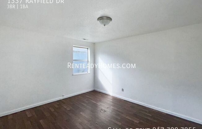 3 beds, 1 bath, $999