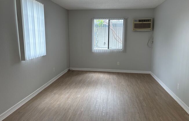 2 beds, 1 bath, 1,000 sqft, $2,098, Unit 201