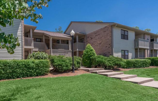 Your New Home Awaits at South Wind Apartments in Franklin, TN