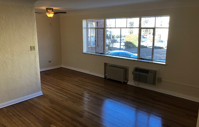 Capitol Hill Apartment with Hardwood Floors & Walk-in Closets