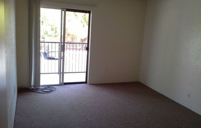 2 beds, 1 bath, 875 sqft, $999, Unit Unit 201