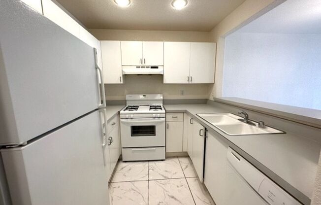 Southwest Las Vegas Condo. 1st Floor. 1 bed. 1 bath. Tiles Throughout.