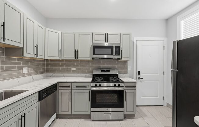 2 beds, 1 bath, 700 sqft, $2,395, Unit 1112-3rd Floor