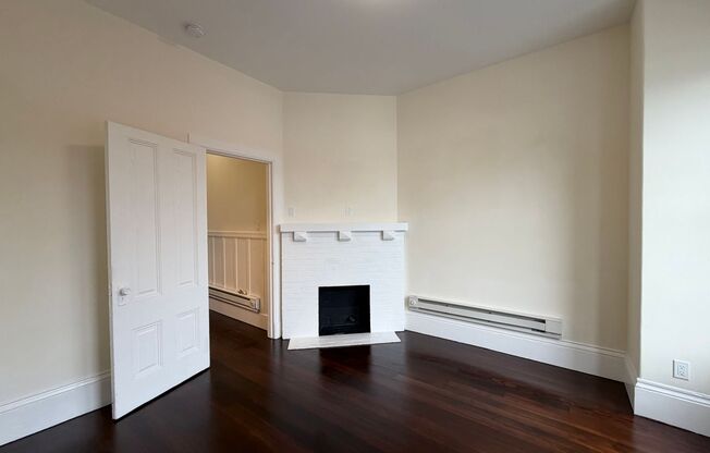Bright & Spacious 1BR + Office in SOMA