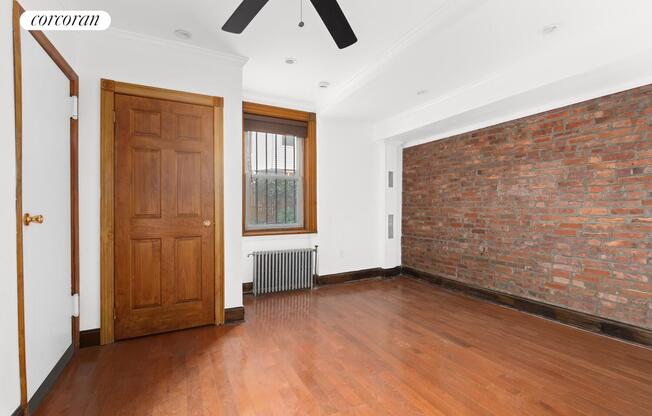 3 beds, 2 baths, $5,350, Unit UNIT1