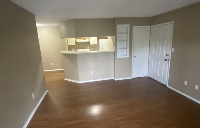 1 bedroom 1 bath with fireplace and a view