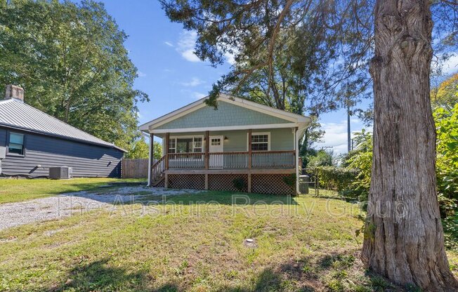 121 GILBERT AVE