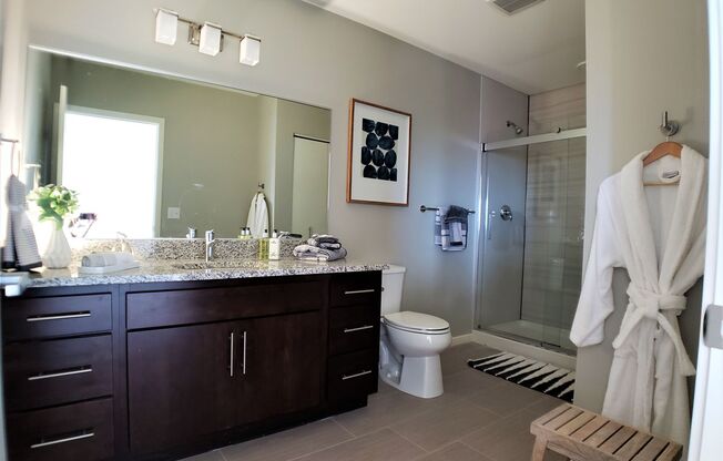 2 beds, 2 baths, 990 sqft, $2,025, Unit 222