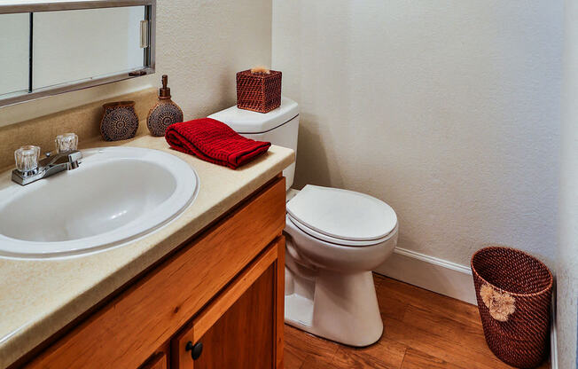 Full Bathrooms at Albuquerque Westside Apartments