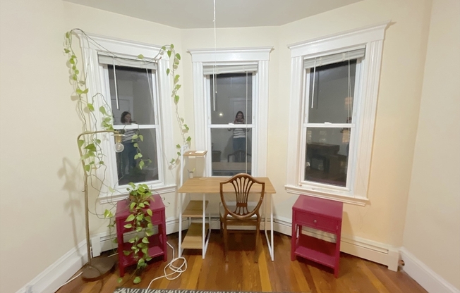 93 Marion St