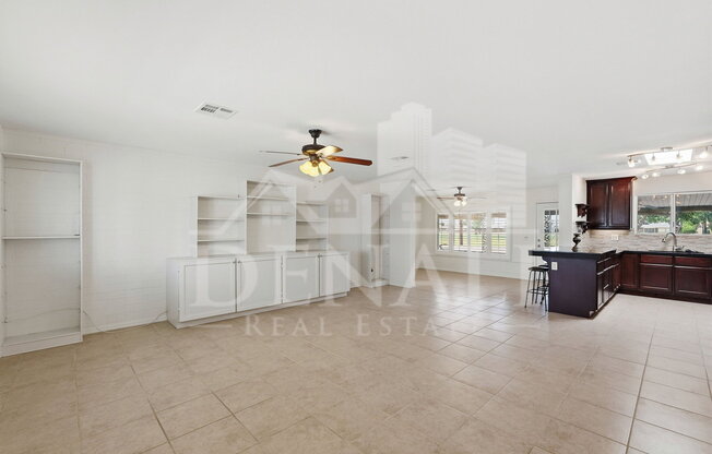 10747 W HOPE DR