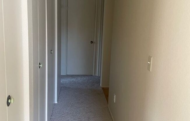 Beautiful top floor 2 bedroom, 2 bath in Burien with so much to offer! Check it out today!