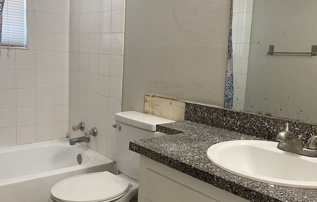 1 bed, 1 bath, 580 sqft, $699, Unit 2815-30