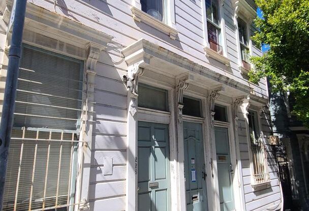 Page - Rose Apartments